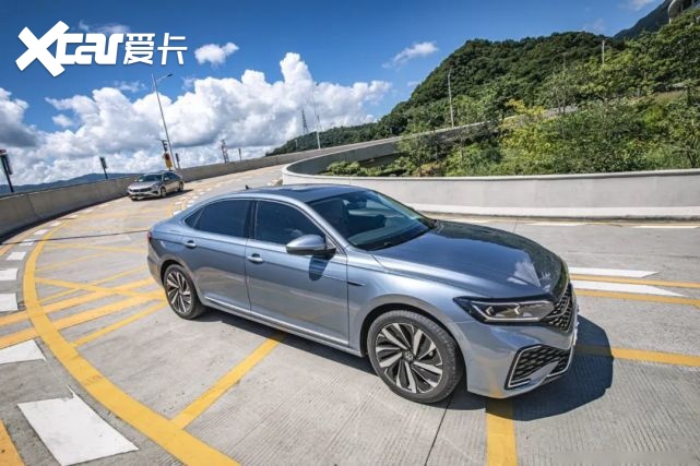 不断进化全为突破自我 双城试驾新帕萨特