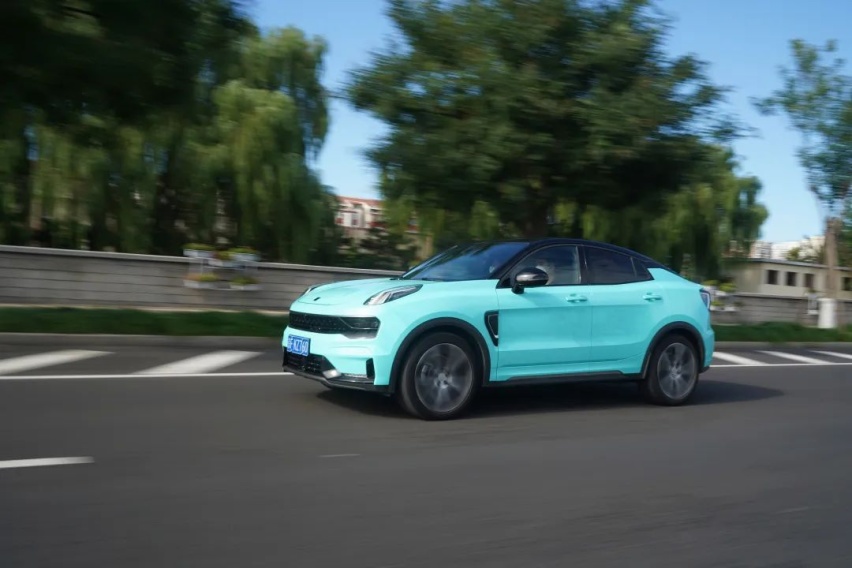 领克 05 PHEV，混动当道可省可燥