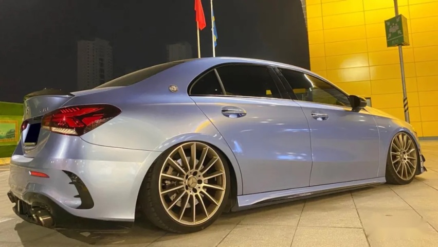 争议最大的一台奔驰AMG，更快更低的A35L能加入车友群吗？