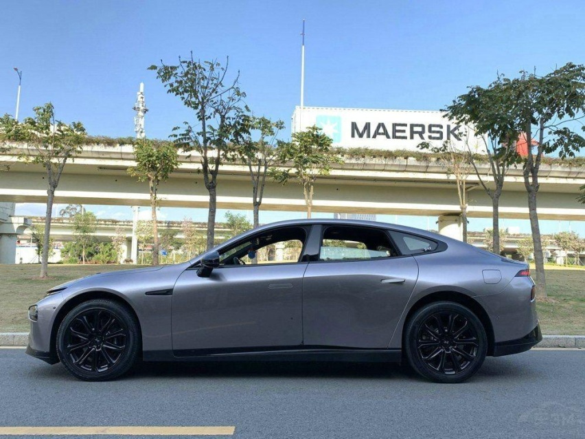 30万以下中型车，小鹏P7、长安深蓝SL03、海豹怎么选？