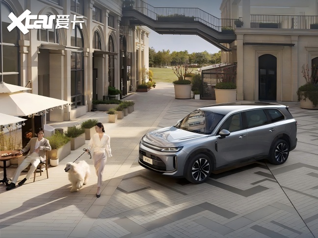 20 万级六座 SUV 座舱横评，鸿蒙座舱搭配 OTA 迭代体验亮眼