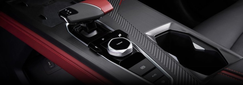长安欧尚Z6 2.0T，动力、智能、空间、颜值全能，BUFF叠满？