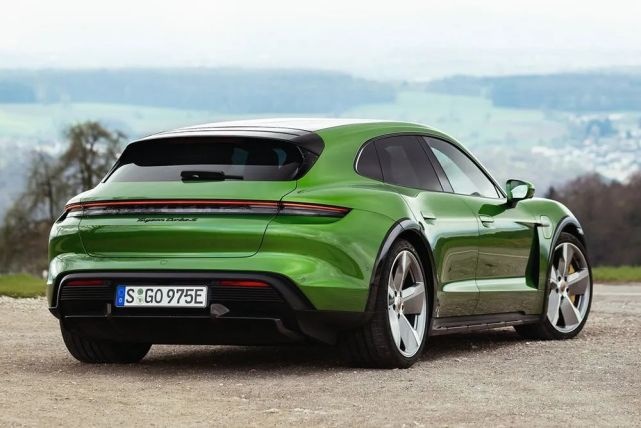 保时捷Taycan GTS、Turbo S Cross Turismo