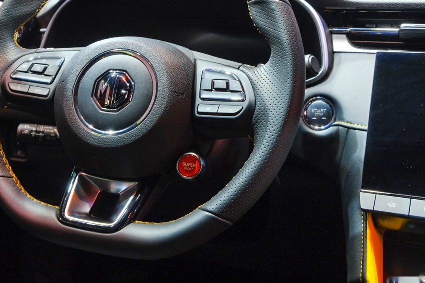 MG6遇上高尔夫，谁才是15万最佳购车之选？