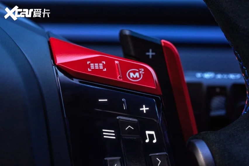 纯电宝马M3，为什么要有换挡拨片？
