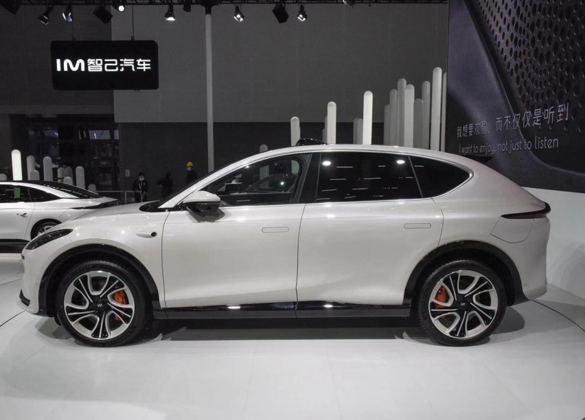 50万内必入的SUV？智己LS7靠嘴说还是真有“料”