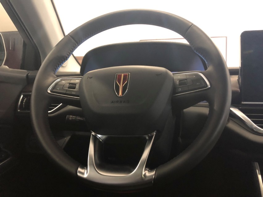 ​【不羁聊车】红旗首款纯电SUV，试看E-HS3如何定义精致