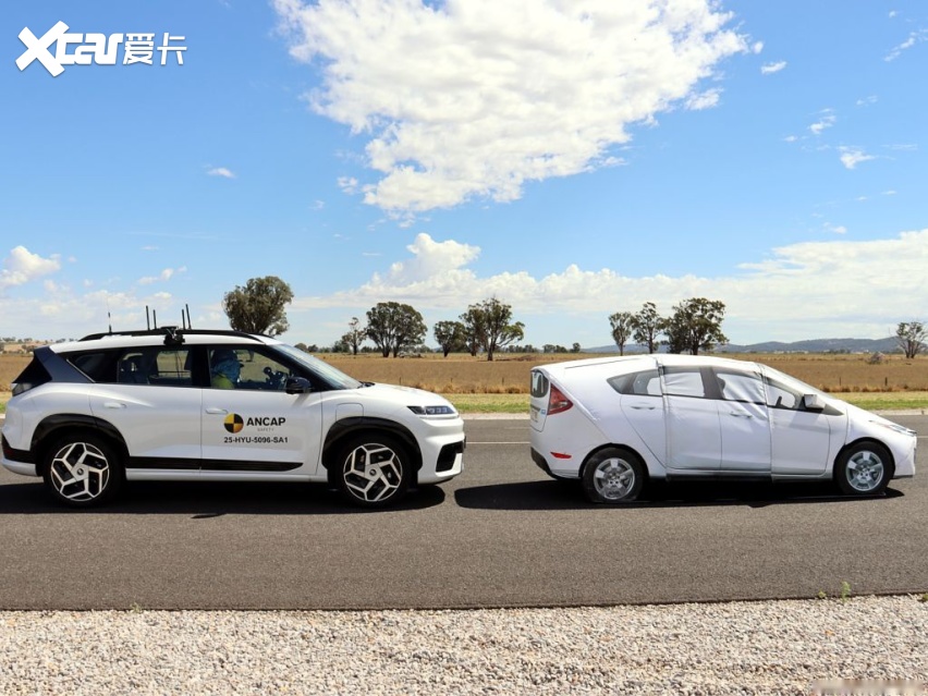 从EO羿欧ANCAP五星评级看合资车企新突围:全球同源标才是市场硬底气(图1)