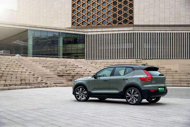 沃尔沃XC40纯电版售价35万华晨宇代言谁才是真正的受众群体