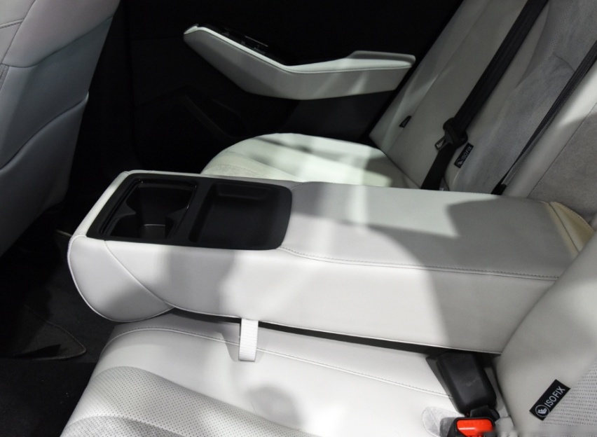 深蓝SL03对标本田雅阁PHEV,用实力说话