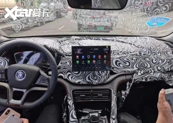 比亚迪宋PLUS实车现身，内饰与比亚迪汉类似，搭1.5T！
