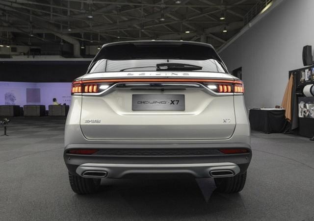北汽又一新款SUV，轴距2.8米、配贯穿式大屏，有望6月上市