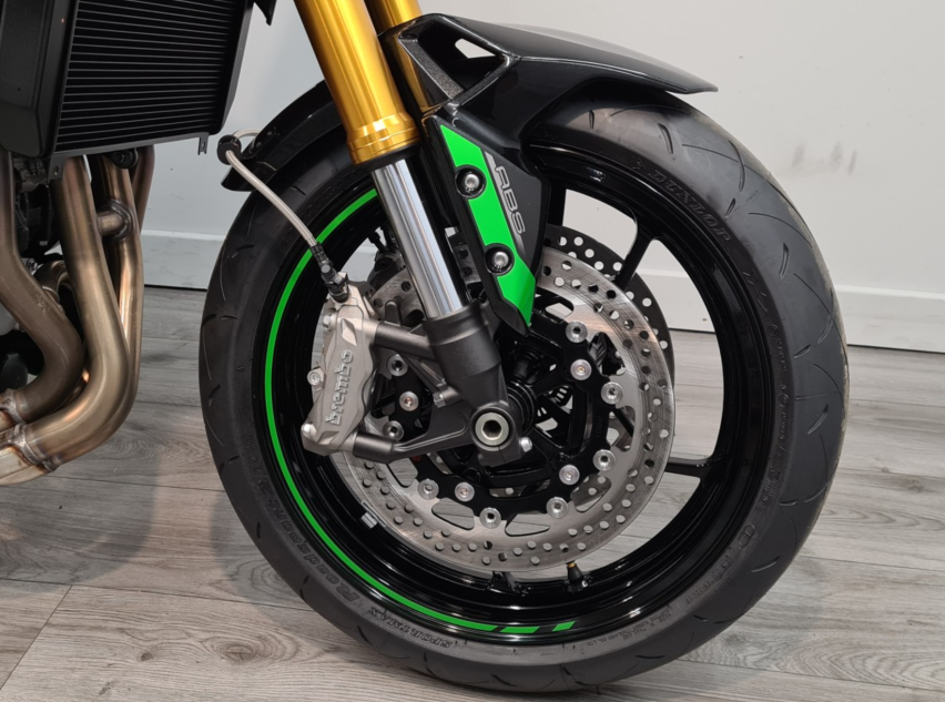 川崎2023款Z900 SE版解读，制动及减震升级，对比同级更高端