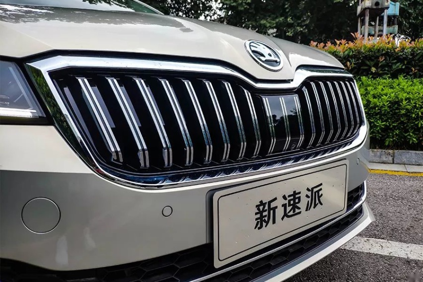 性价比最高的B级车？试驾新款斯柯达速派