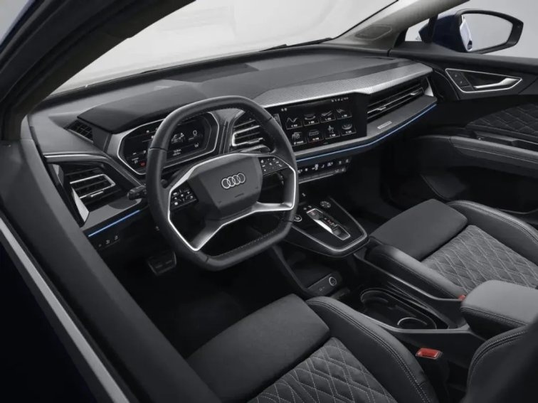 花30万买纯电SUV 奥迪Q4 e-tron 与特斯拉Model Y如