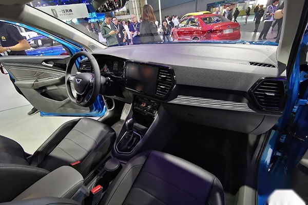 2019广州车展新车：捷达VS7，浓浓的德味儿！