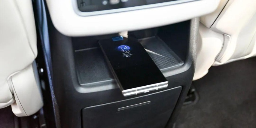 理想L7、L8上市!比L9短14厘米,空间够用吗?