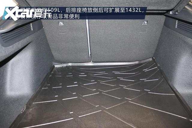 无框车门+大溜背+2.0T高功率！凌渡L实拍解析