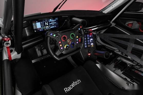 最新一代保时捷911 GT3 R首发