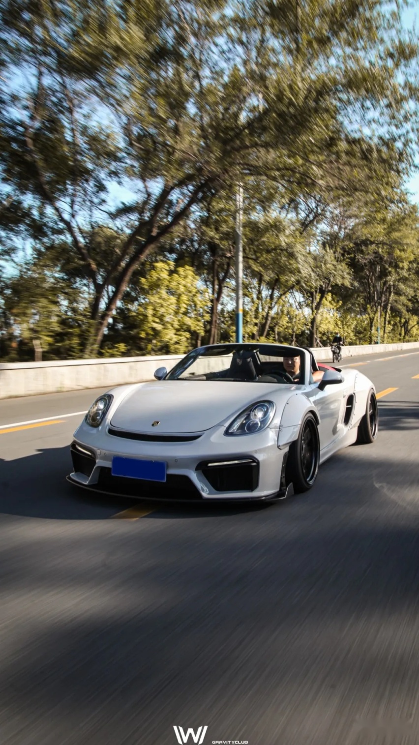 这台981 Boxster为何那么像718 GT4？坚持移植就不会过时