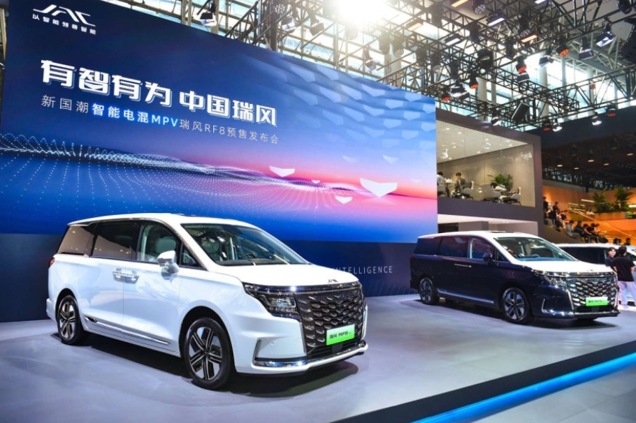 �p�Ρ���Ŀ��ʲô��늻�MPV�Ј��˗U��21.99�f���A�۵����LRF8