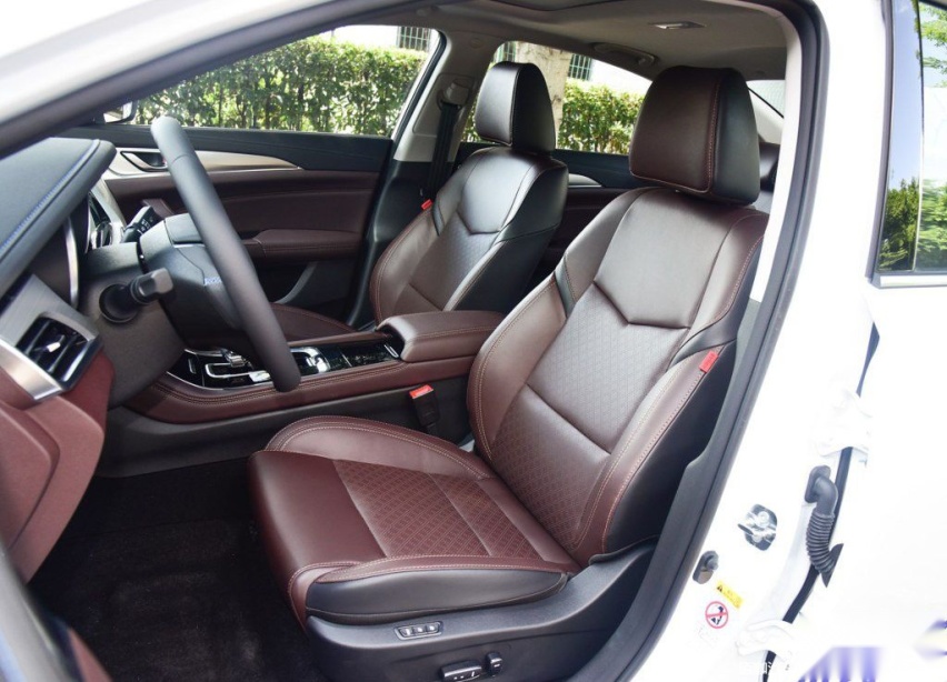 长安逸动EV460