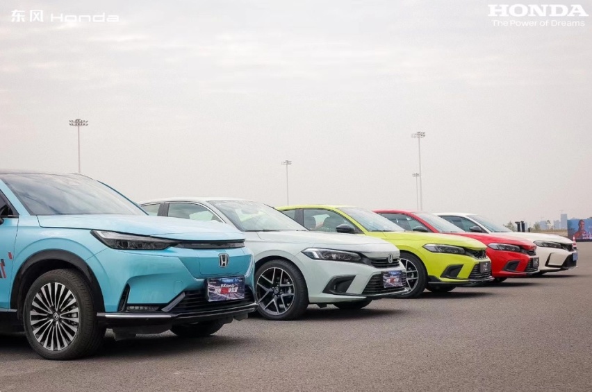 东风honda“极限狂飙”营, 体验赛车基因爆发!