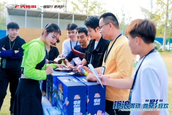 跑得够快，省得痛快！影豹混动版12.8万元起上市，颠覆对混动的认知