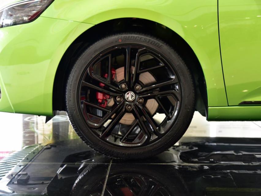 又一道靓丽的赛道风景线 2020款名爵6 Trophy版到店
