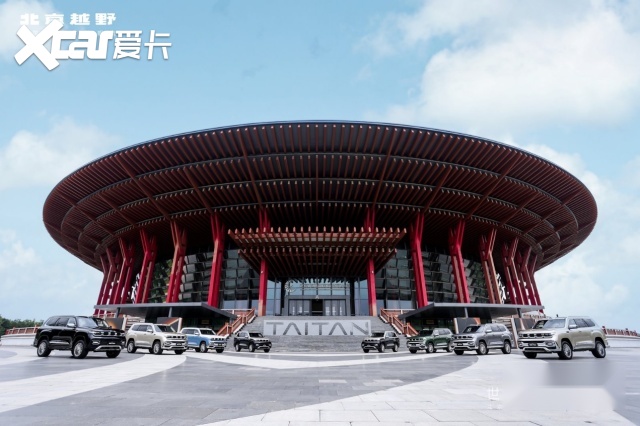 北京越野豪华新品牌“泰钽”发布，首款车型泰钽700预售价29.98万元