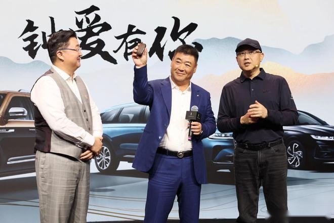 林肯旗舰SUV更新 全新领航员广州车展亮相