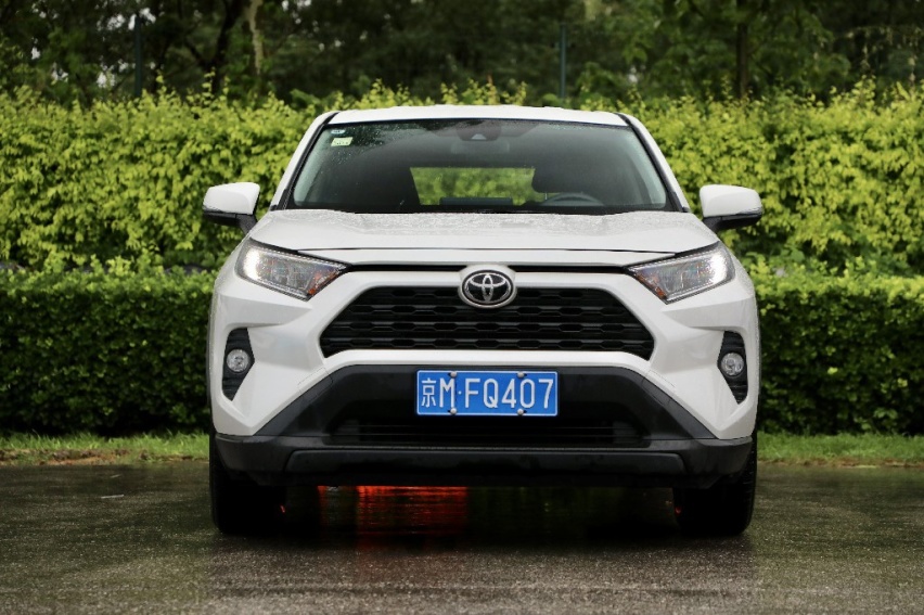 紧凑型SUV“三国杀”：4008VS RAV4 VS途岳