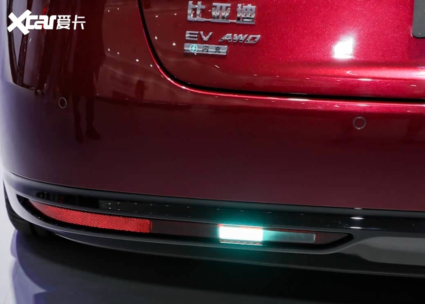 比亚迪亮王牌,海雾紫高定轿跑曝光,30万起,直接掀了5系饭碗
