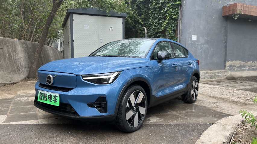 非传统纯电SUV，试驾沃尔沃C40四驱高性能版