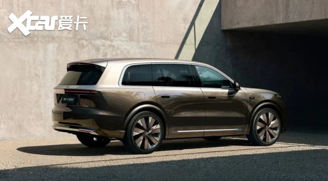 10年打磨!新一代理想L9官宣,全线控底盘+自研5nm芯片,冲击60万价位,太猛了! 10年打磨!新一代理想L9官宣,全线控底盘+自研5nm芯片,冲击60万