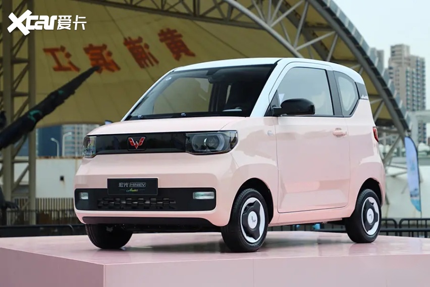 赛博坦克300二手车41万，大爷比你更早提车不加价，网友：成功了
