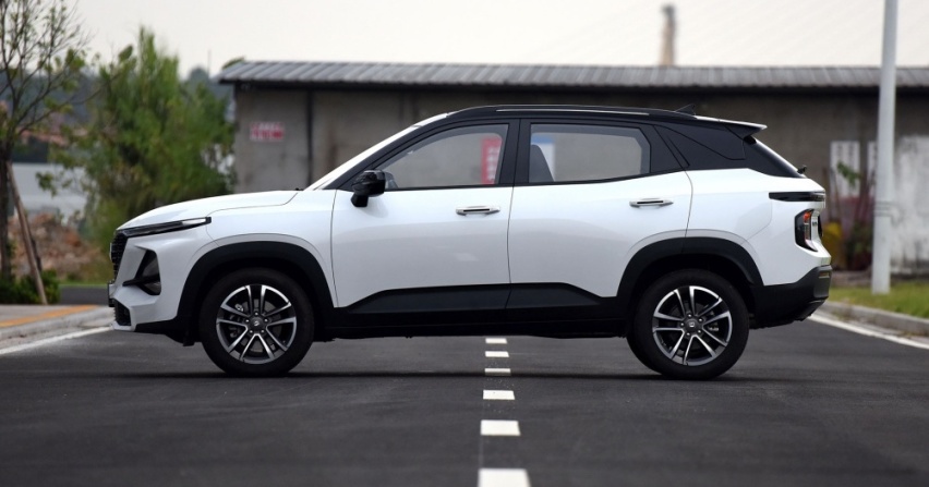 35万选奥迪Q5L，20万选本田CR-V，那么手握8万该选什么车呢？
