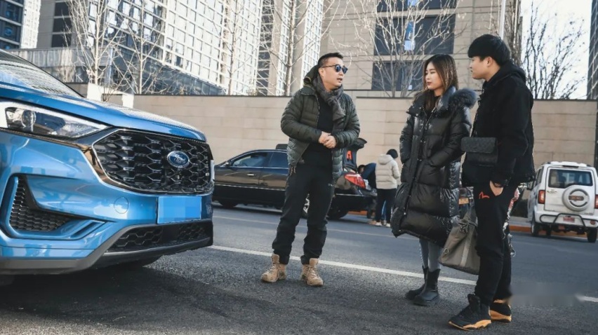 《上车吧！朋友》 路人眼中的锐界PLUS怎么样？
