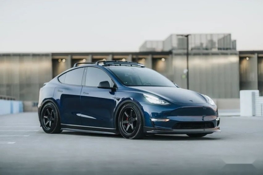一年内连换5套轮毂的特斯拉Model Y，最后发现BBS才是真爱
