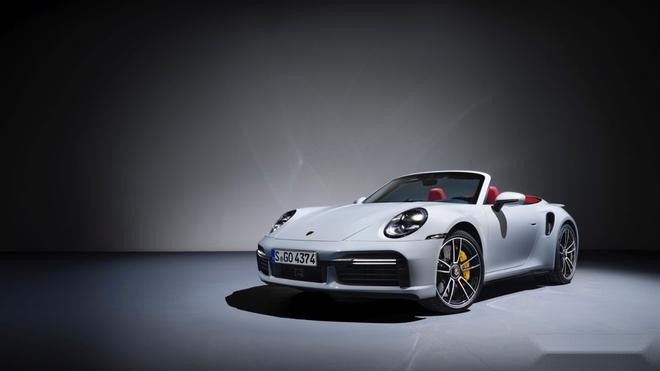 加速快到令人发指！保时捷全新911 Turbo S首发