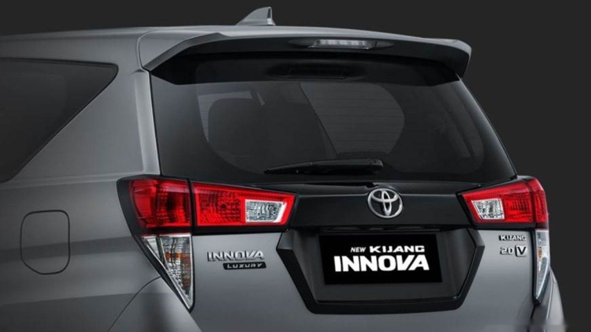 toyota-kijang-innova-2021-202071926-1602864307_3.jpg