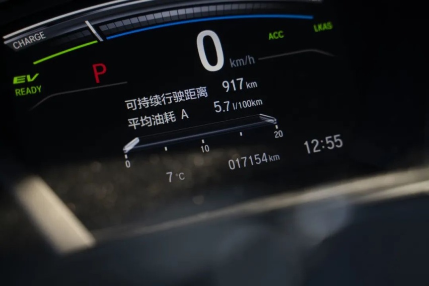 角色在变,选择不变——“新晋”奶爸与他的幻夜黑皓影