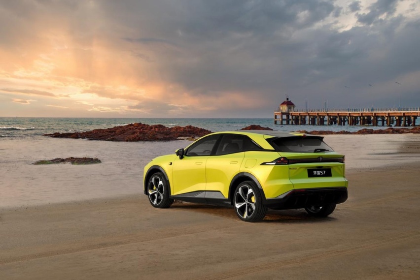 26.39万起的Model Y，怎能与深蓝S7竞争？性价比太低