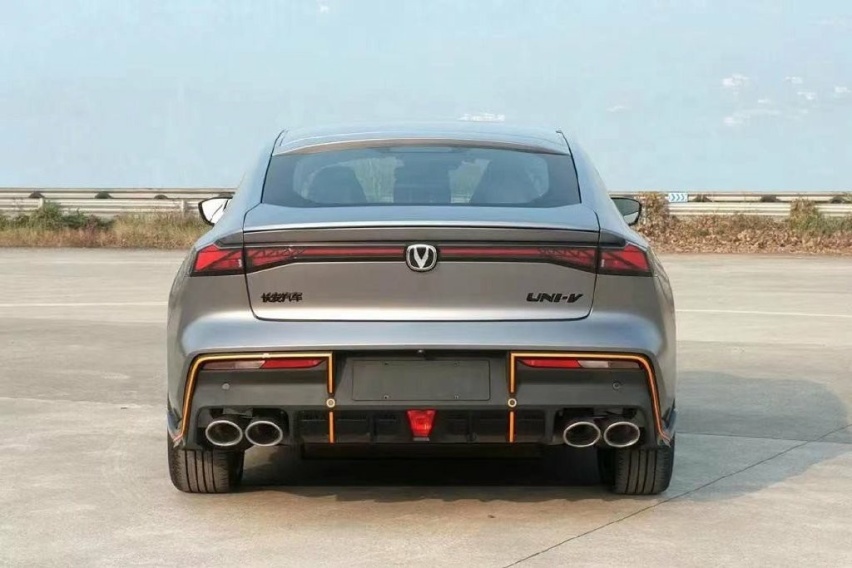 经典车型动力升级，长安UNI-V 2.0T版，能否延续往日辉煌？
