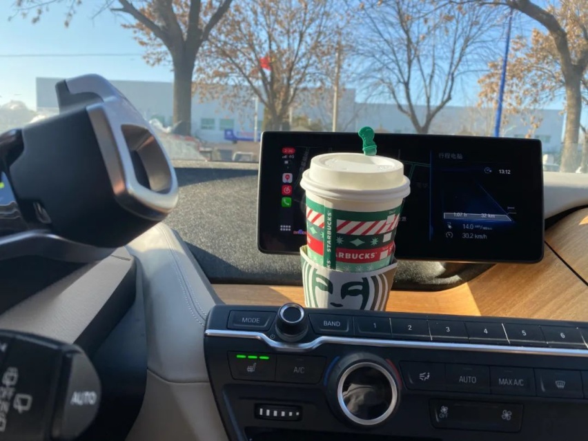 BMW i3 ：回到未来