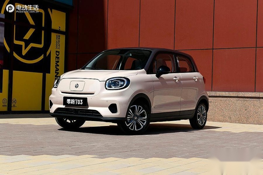 微型精品家庭用车 实拍2021款零跑T03 400豪华版