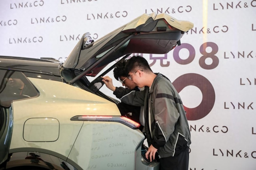 动态|新豪华 SUV 首选，领克08品鉴试驾会济南站圆满落幕