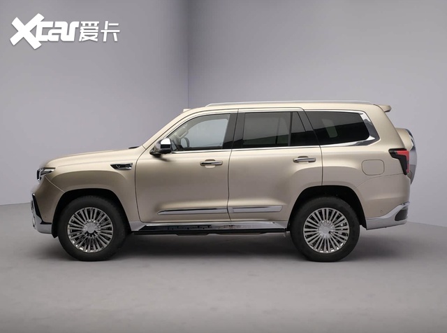 预售29.98万起，北汽泰钽700来袭，想要冲击豪华越野赛道有戏吗？
