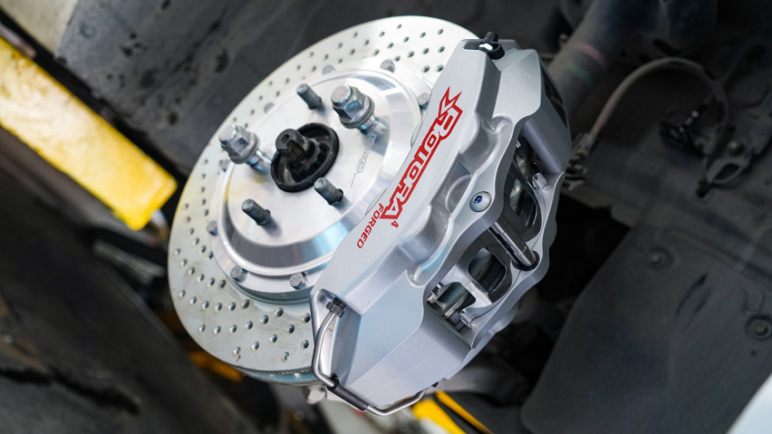 雷克萨斯ES300h(XZ10)改装升级Rotora刹车