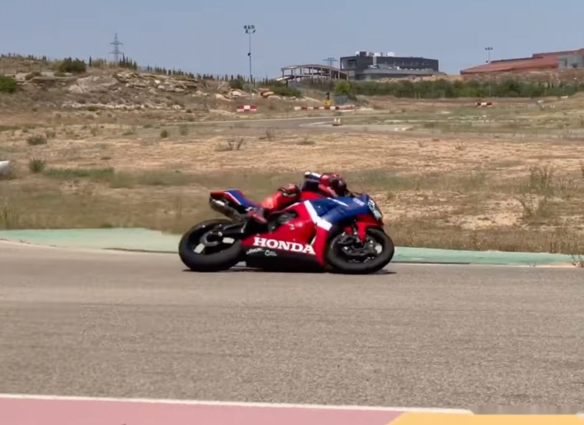 ​美国王归来？马奎斯美国分站测试CBR600RR